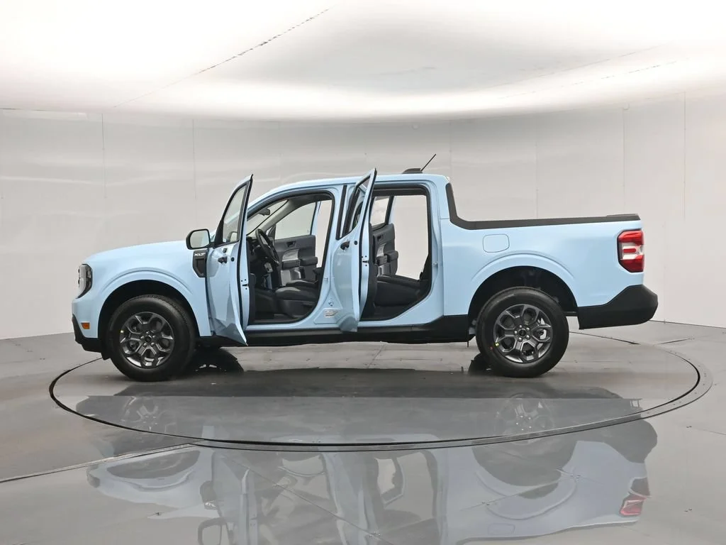 New 2026 Light Blue Ford XLT image 33