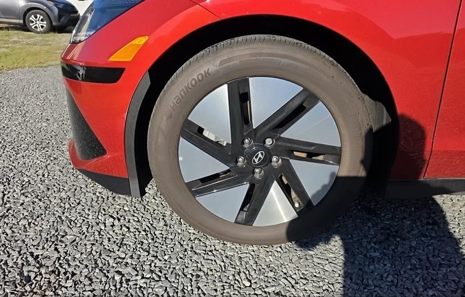 Used 2024 Ultimate Red Hyundai SE image 8