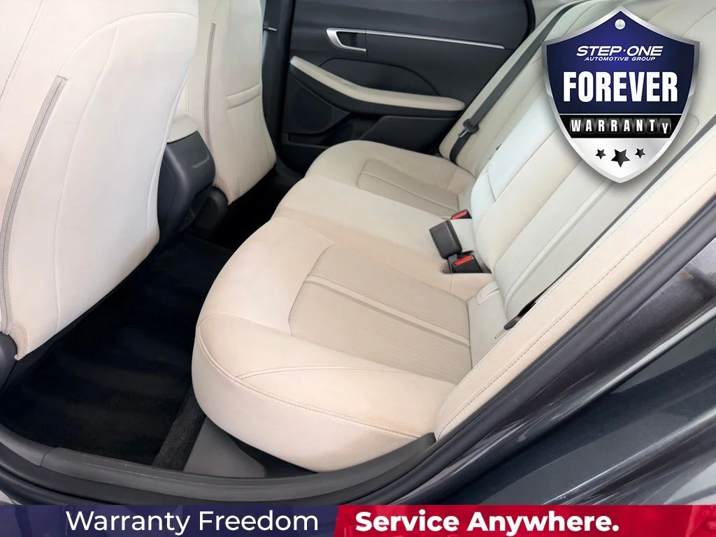 Used 2025 Gray Hyundai SEL image 30