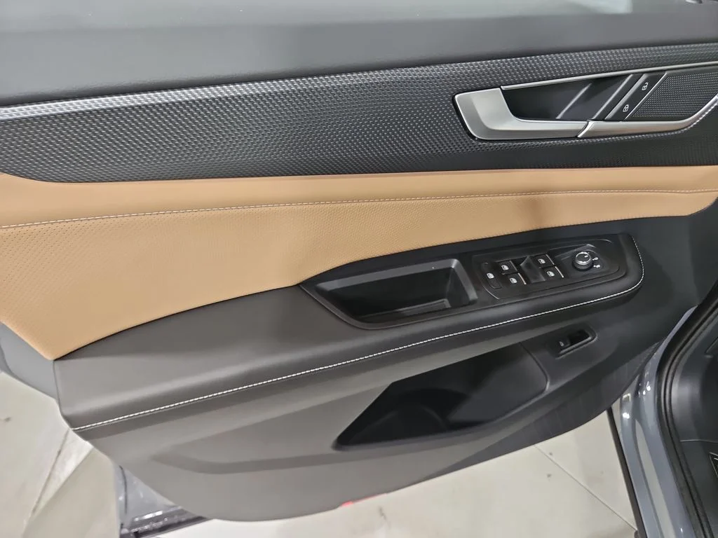 New 2026 Gray Volkswagen 2.0T SEL R-Line Black image 10