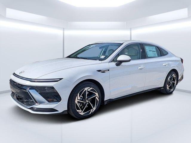 New 2026 White Hyundai SEL Sport image 7