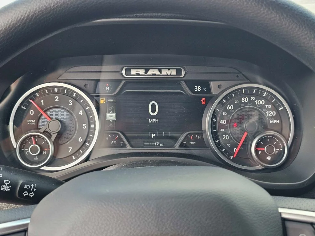 2026 RAM 1500 Express - Photo 23