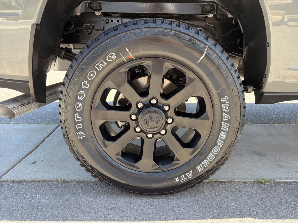 New 2026 Ceramic Gray Clear-Coat Exterior Paint RAM Laramie image 52