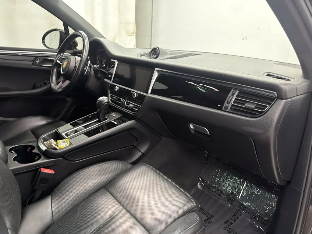 Used 2022 Black Porsche Base image 26