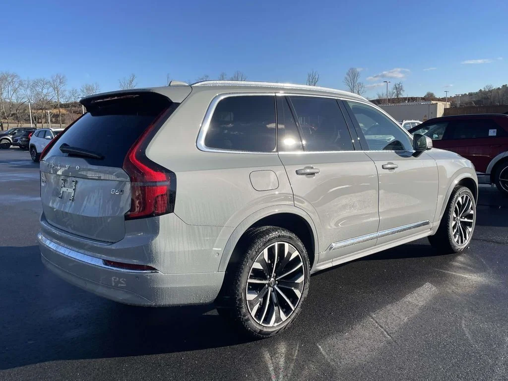 New 2026 Vapour Grey Volvo Plus image 27
