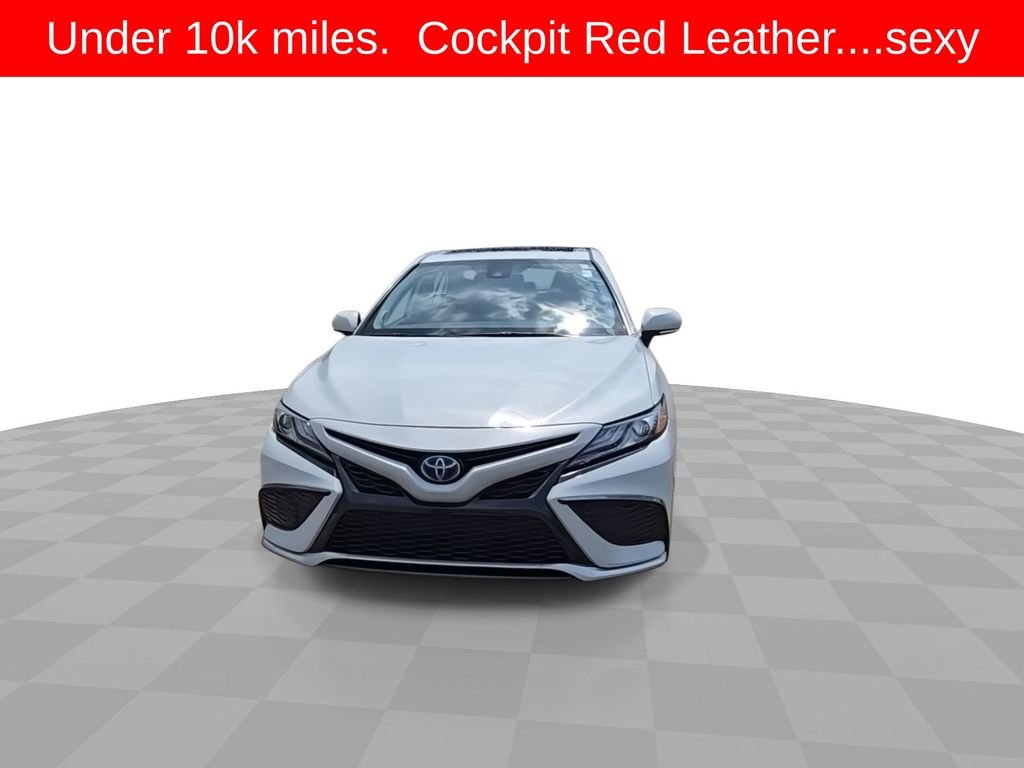 Used 2022 White Toyota XSE image 3