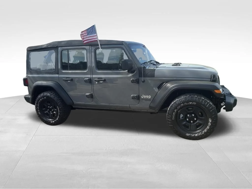 Used 2019 Gray Jeep Unlimited Sport image 3