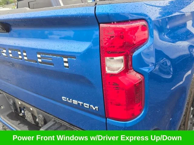 Used 2022 Blue Chevrolet Custom image 17