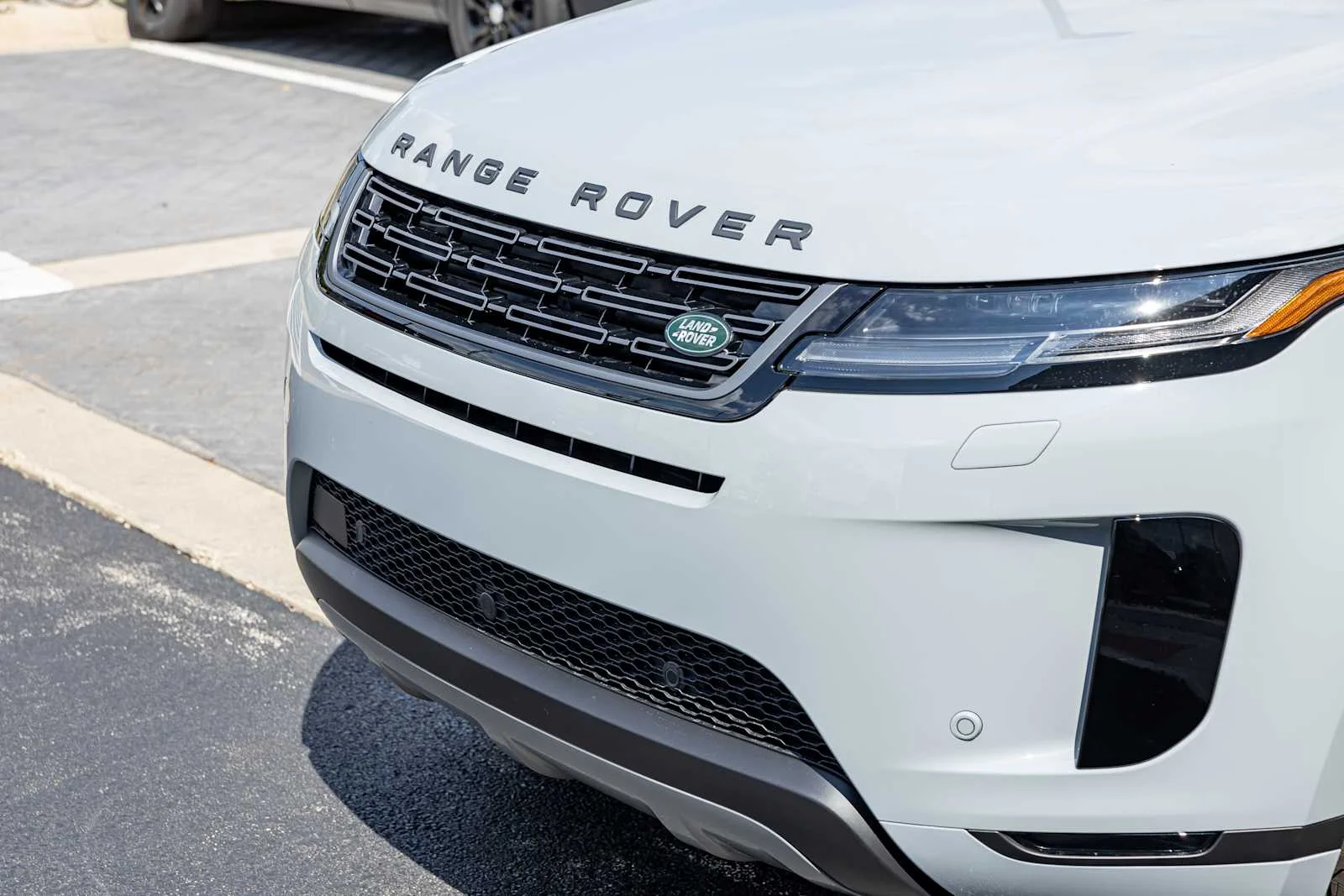 2026 Land Rover Range Rover Evoque S - Photo 31