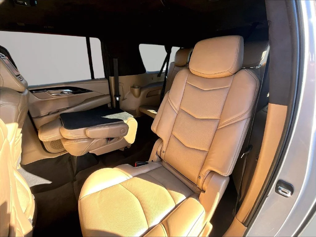 Used 2018 Silver Cadillac Platinum Edition image 24
