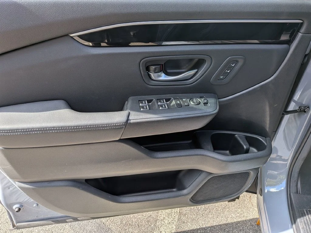 Used 2025  Honda Touring image 13