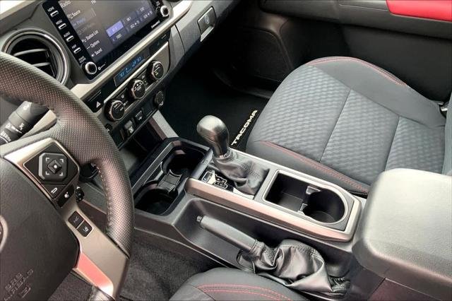 Certified Used 2022 CELESTIAL SILVER Toyota  image 16