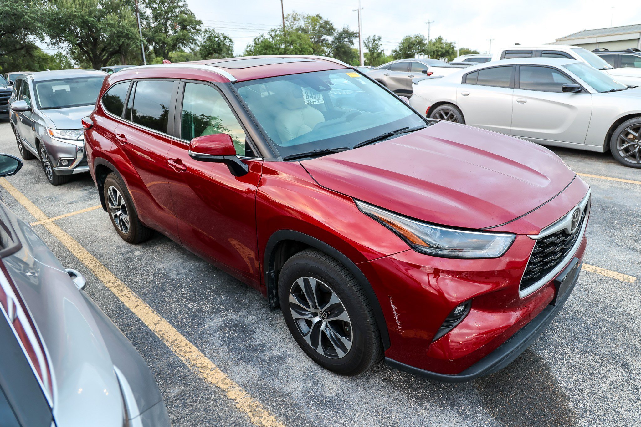 Used 2023 Red Toyota XLE image 6