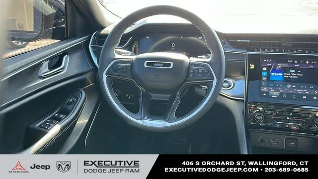 Used 2023 Black Jeep Altitude X image 24