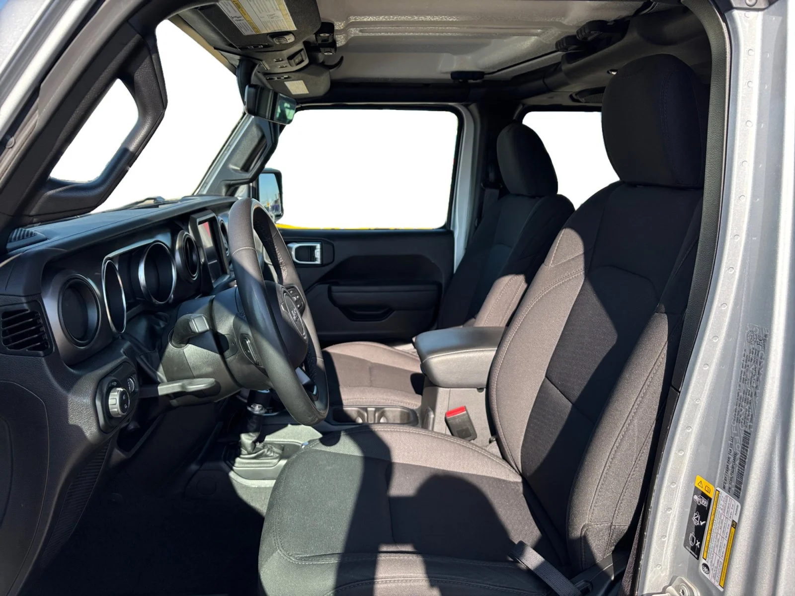 Used 2023 Silver Jeep Willys image 10
