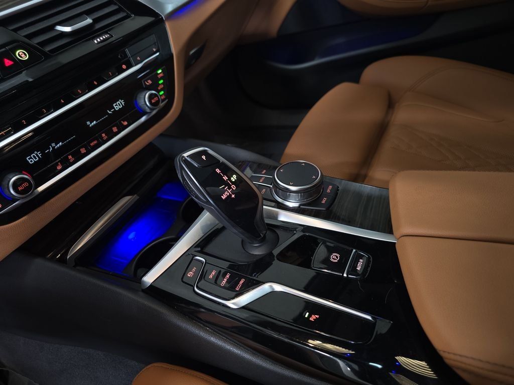Used 2023 Phytonic Blue Metallic BMW 530i image 26