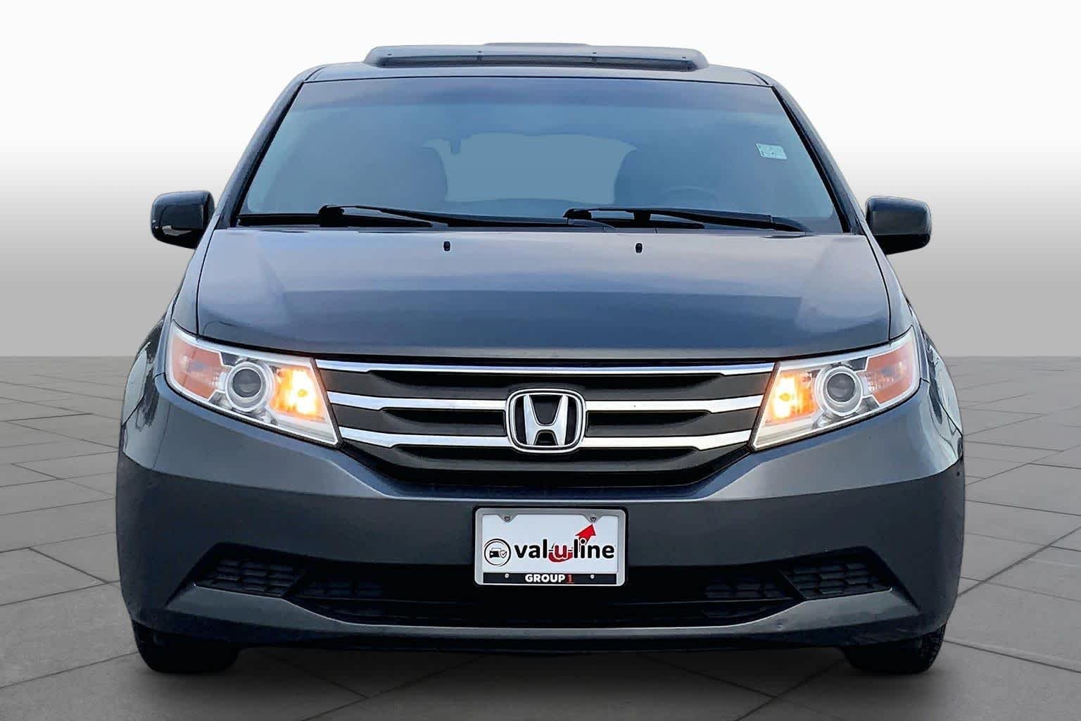 Used 2013 Polished Metal Metallic Honda EX-L image 4