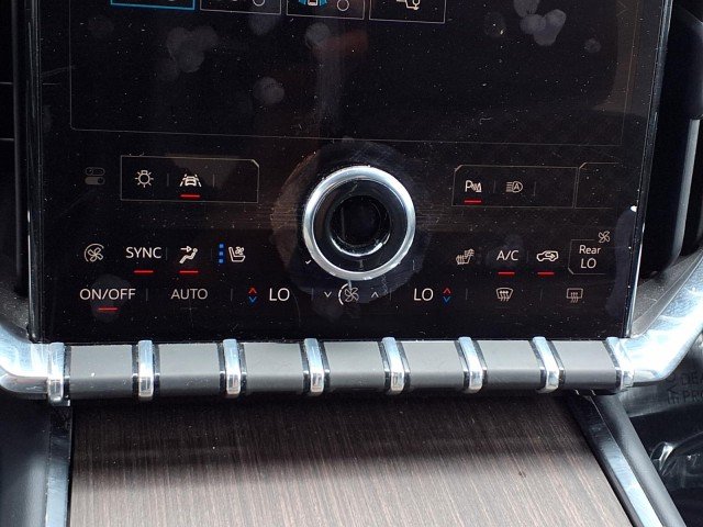 2024 GMC Acadia Denali - Photo 19