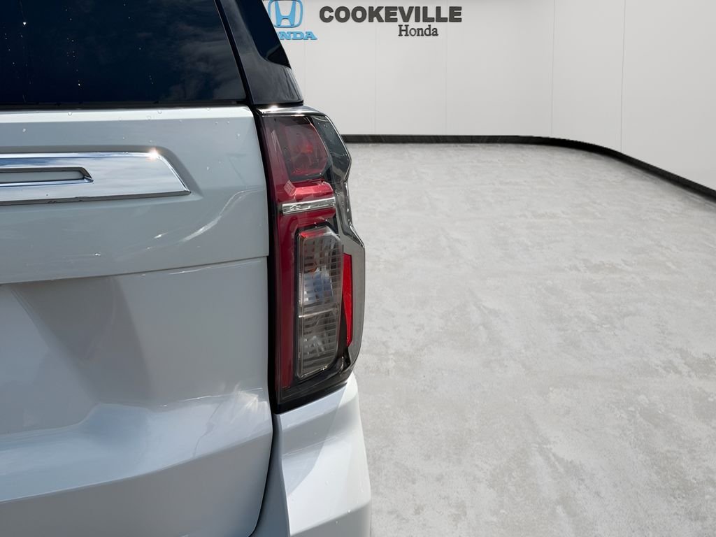 Used 2023 Iridescent Pearl Tricoat Chevrolet Premier image 4