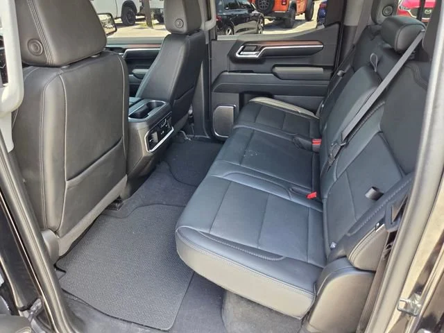 Used 2024 Onyx Black GMC Denali image 9