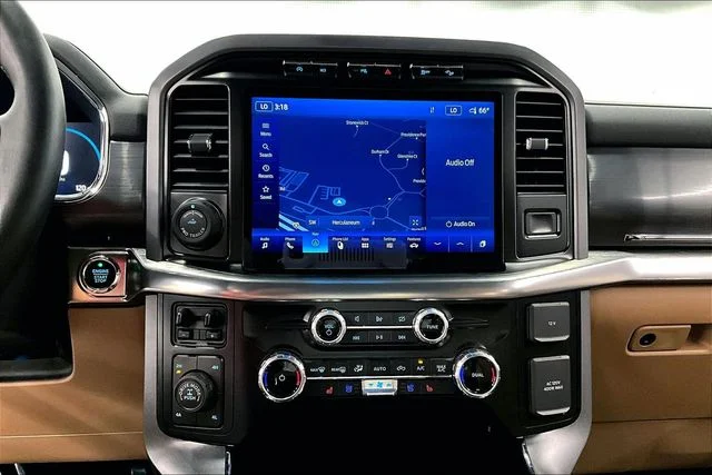 Used 2023 Agate Black Metallic Ford Lariat image 30