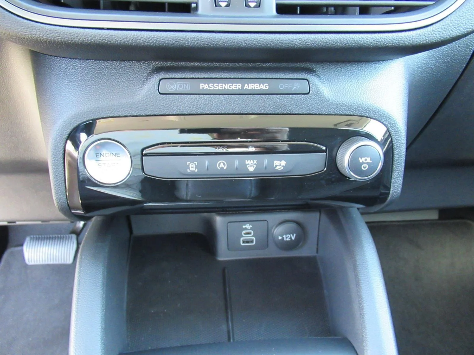 New 2026 Carbonized Gray Metallic Ford Active® image 23