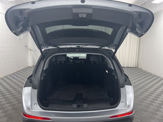 Used 2022 Silver Lincoln Reserve image 8