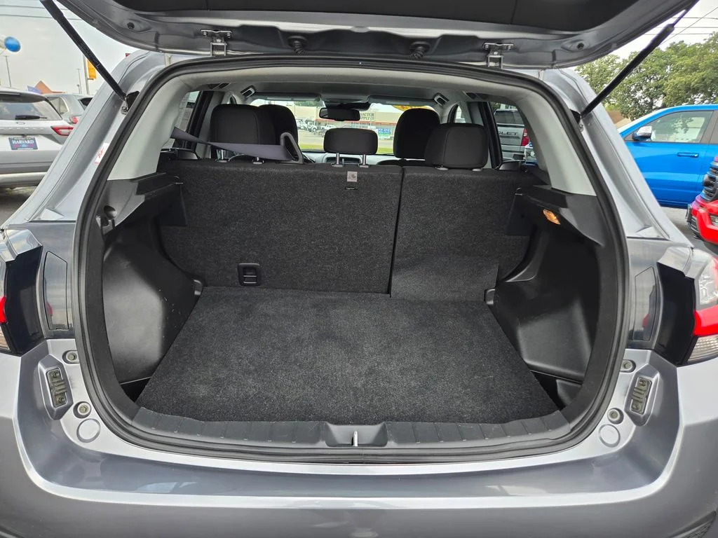 Used 2024 Gray Mitsubishi 2.0 SE image 29