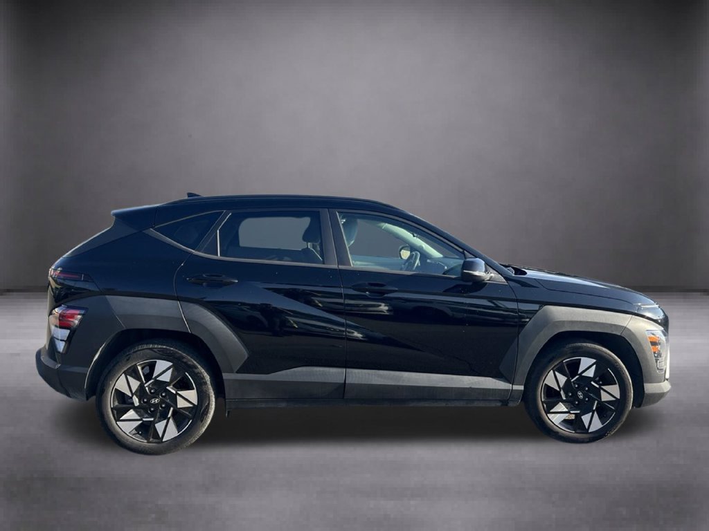 2025 Hyundai Kona SEL - Photo 10