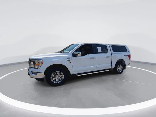 Used 2023 White Ford Lariat image 5