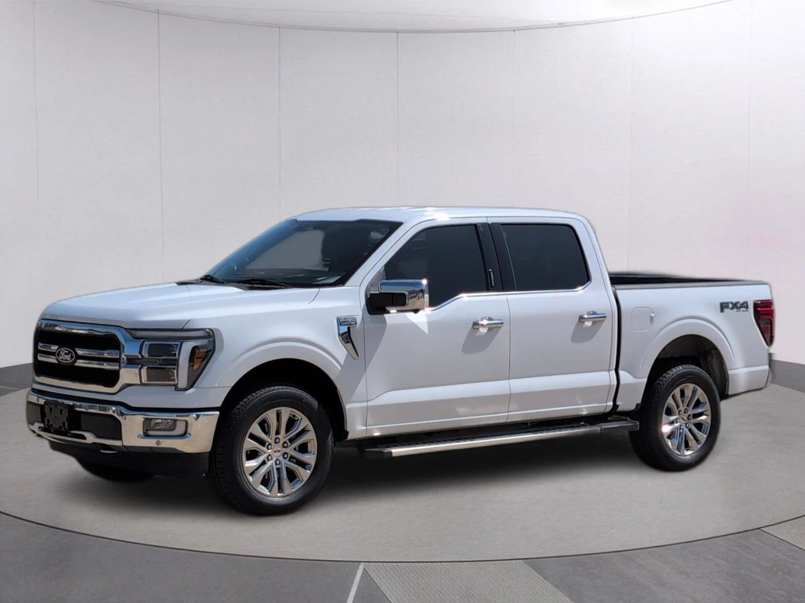 Used 2024 Oxford White Ford LARIAT image 1