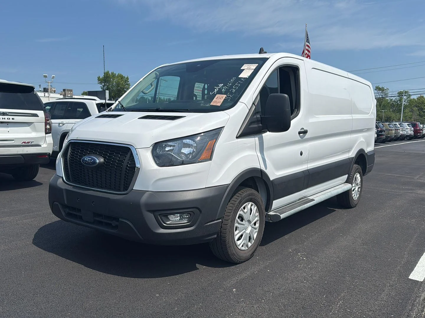 Used 2025 Oxford White Ford 250 image 9