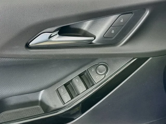 New 2027 Sterling Gray Metallic Chevrolet LT image 19