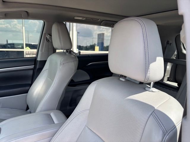 Used 2018 Predawn Gray Mica Toyota Limited Platinum image 10