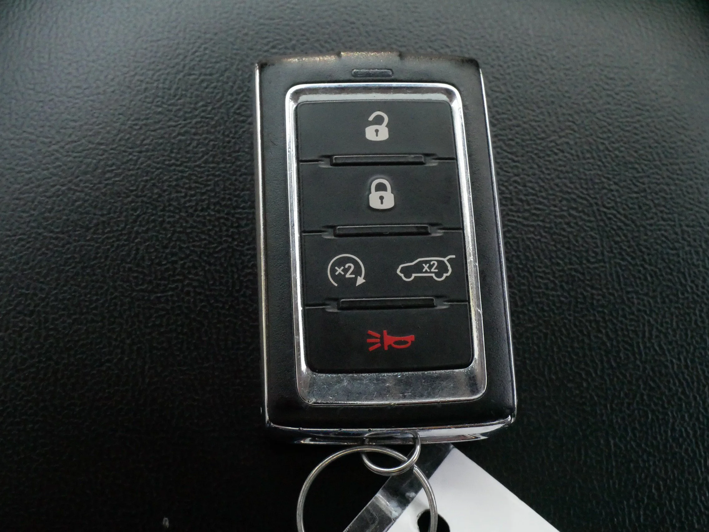 Used 2022 Bright White Clearcoat Jeep  image 36