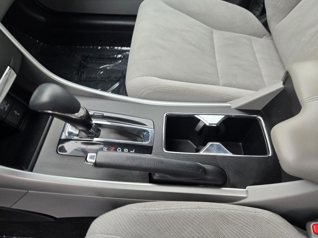 Used 2014 GRAY Honda EX image 23