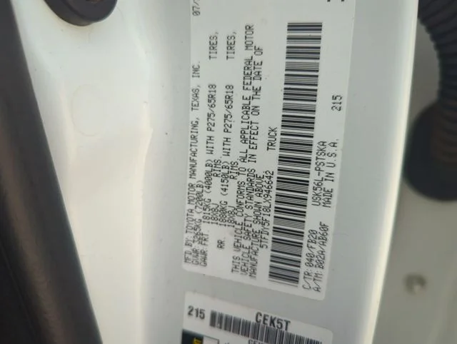 Used 2020 White Toyota SR5 image 30