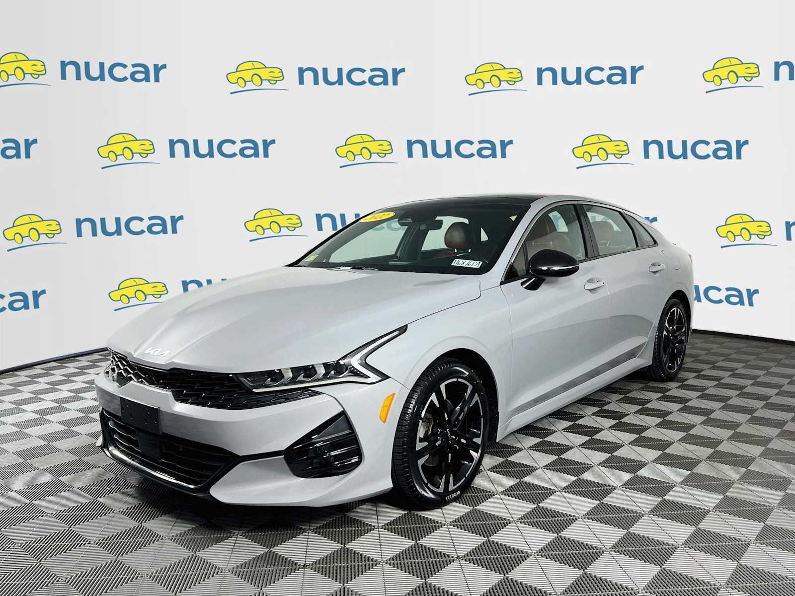 Used 2022 Wolf Gray Kia GT-Line image 3
