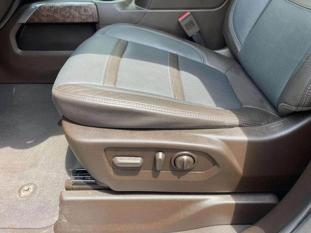 Used 2021 Onyx Black GMC Denali image 28