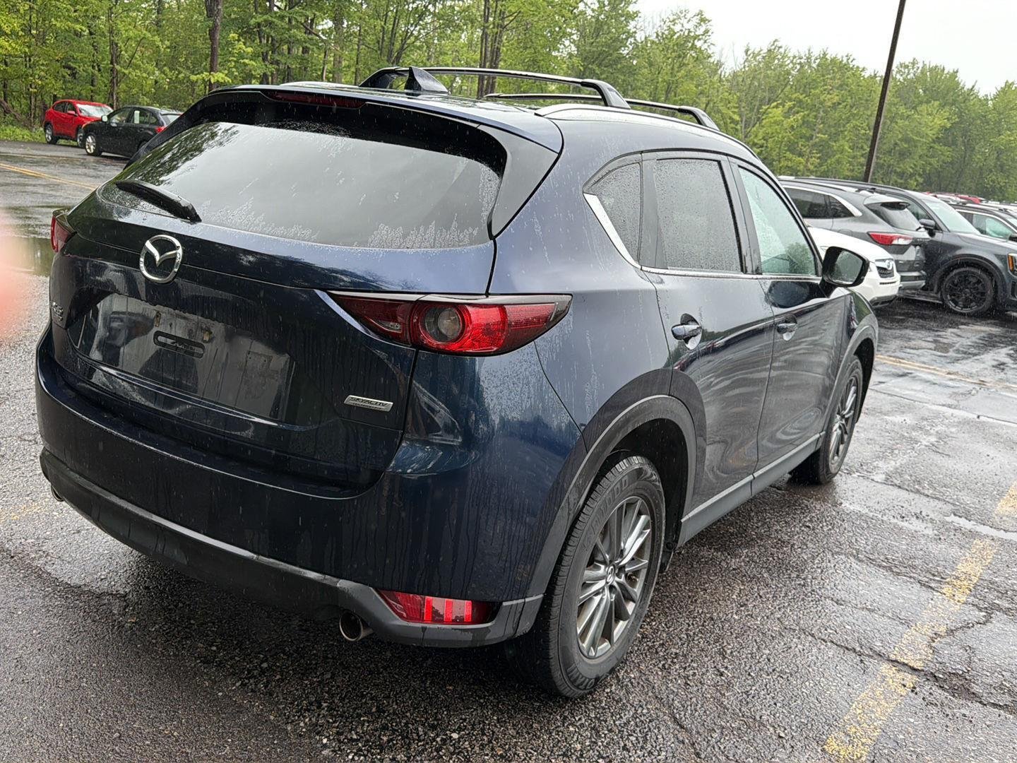 Used 2019  Mazda Touring image 8