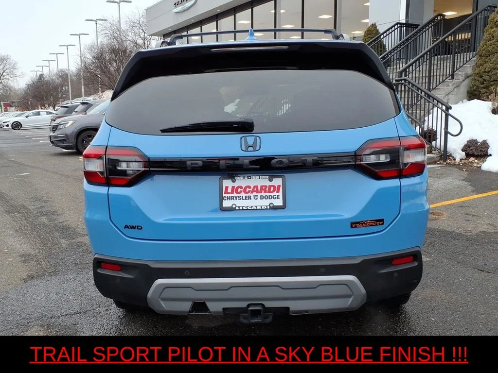 Used 2024 Blue Honda TrailSport image 5