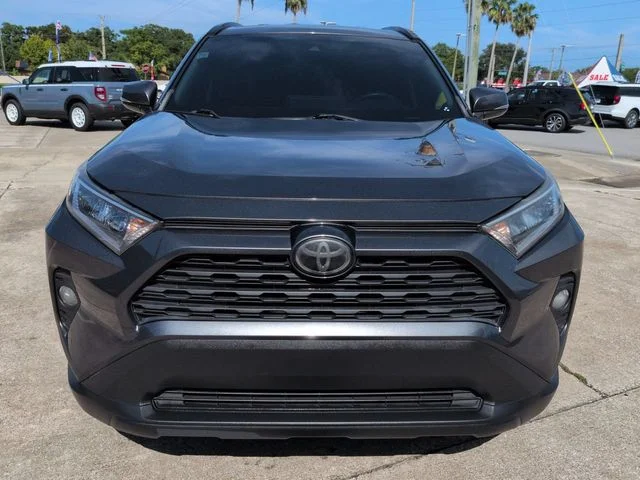 Used 2020 Gray Toyota XLE image 9