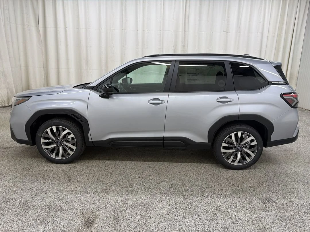New 2026 Ice Silver Metallic Subaru Touring image 6