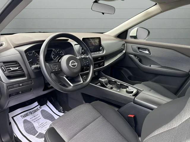Used 2023 White Nissan SV image 9