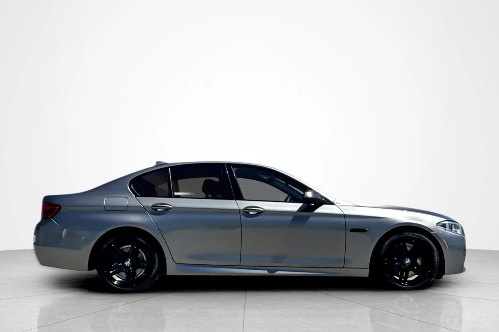 Used 2014 SILVER METALLIC BMW 535i xDrive image 6