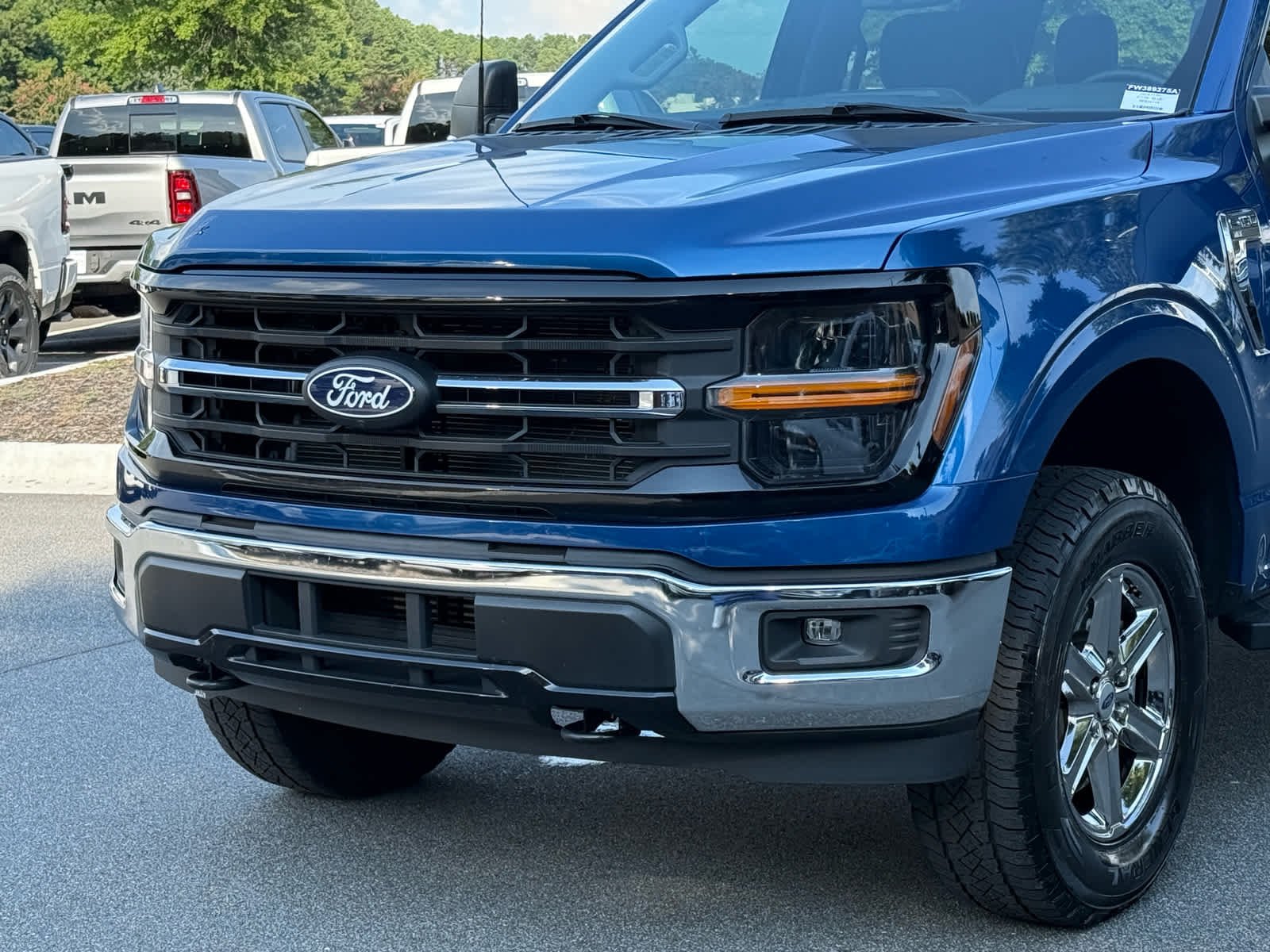 Used 2024 Atlas Blue Metallic Ford XLT image 10