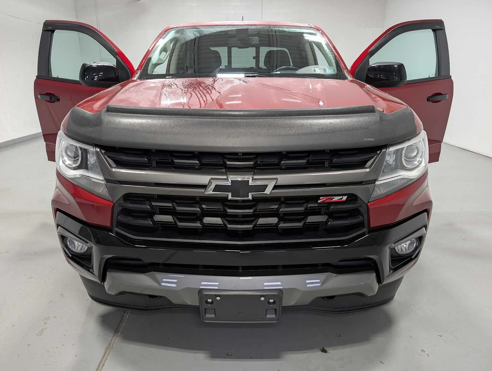 Used 2021 Cherry Red Tintcoat Chevrolet 4WD Z71 image 15