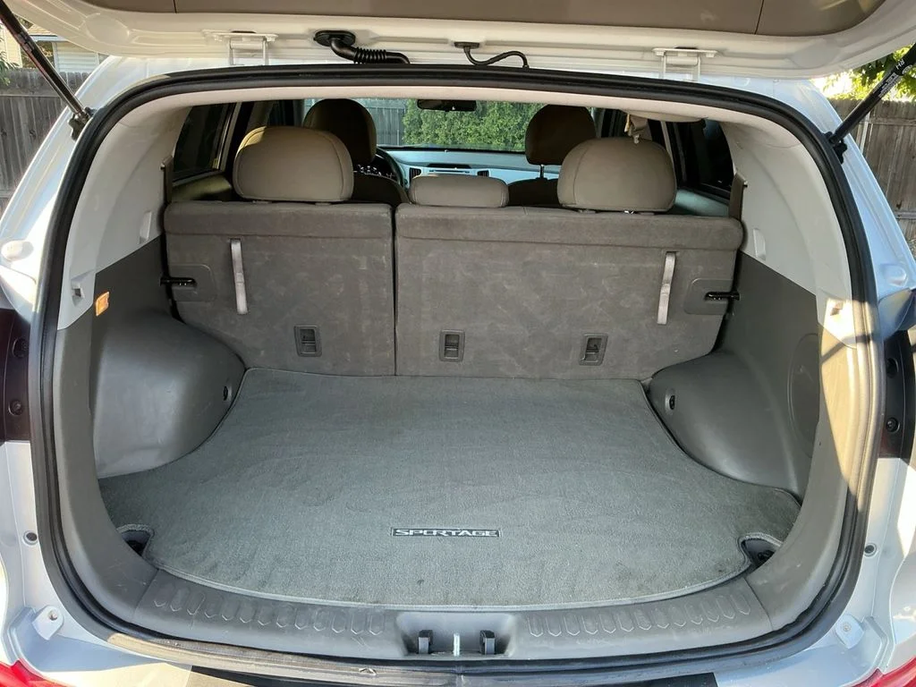 Used 2013 Silver Kia EX image 22