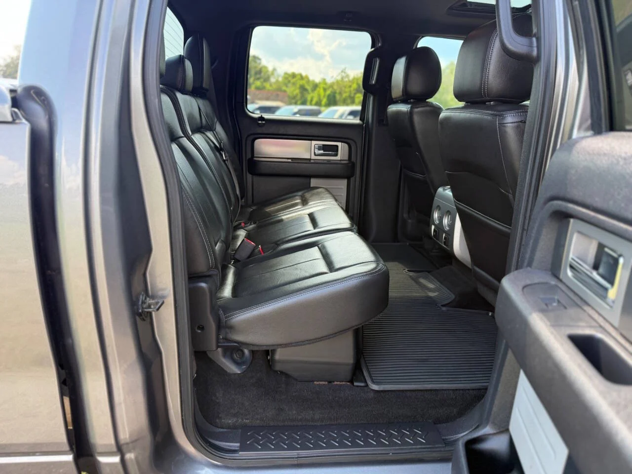 Used 2013 Gray Ford FX4 4x4 4dr SuperCrew Styleside 5.5 ft. SB image 17