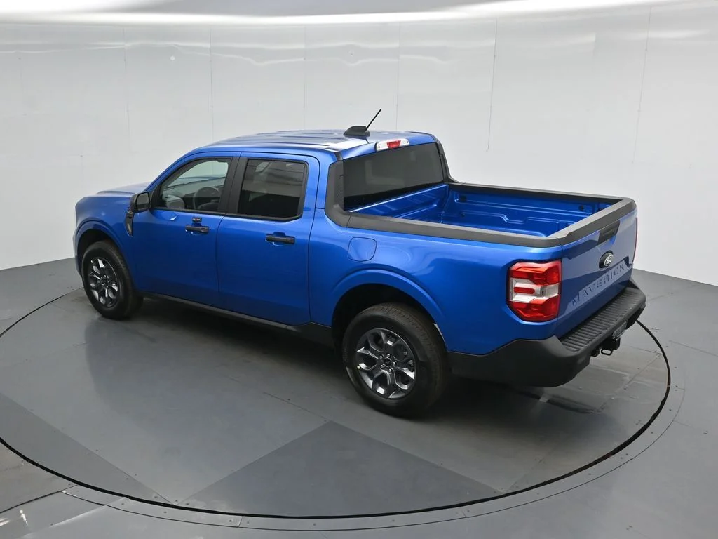 New 2026 Velocity Blue Ford XLT image 39